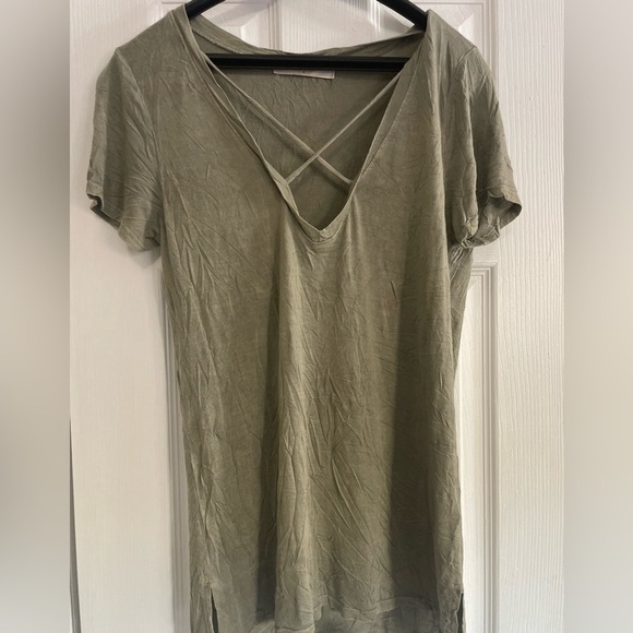 NEW Urban Outfitters Project Social T Strappy V-Neck Taupe Tee - Picture 2 of 12